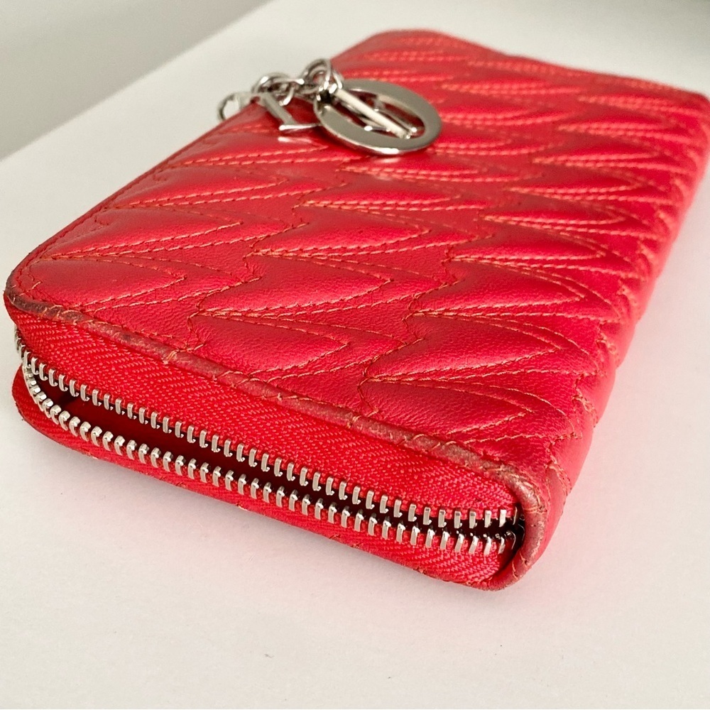 Christian Dior Voyageur Red Leather Wallet - Picture 3 of 11